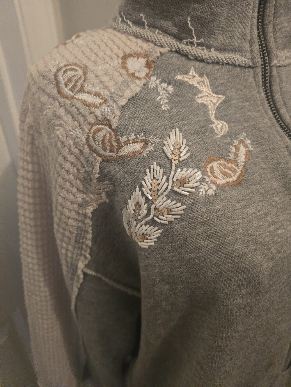Gimmicks by BKE Gray Sweatshirt with Waffle Sleeves & Beaded Embroidery - Picture 10 of 11